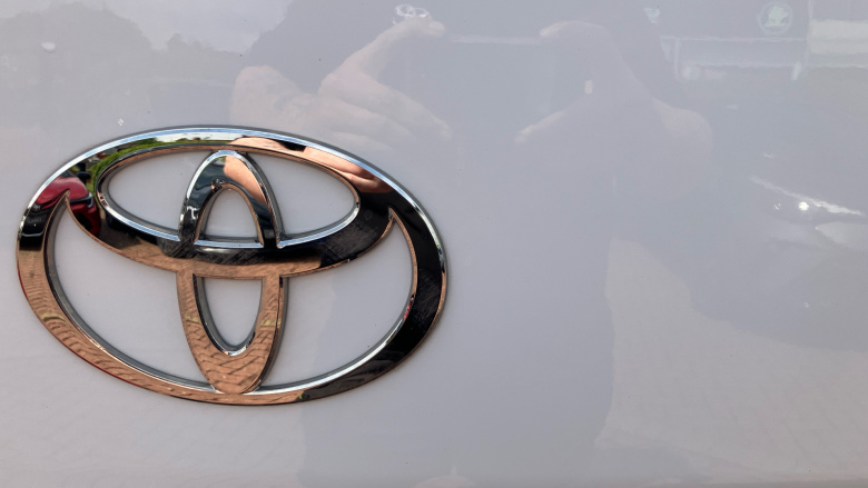 Toyota Proace L2 Diesel 2.0D 145 Icon Van